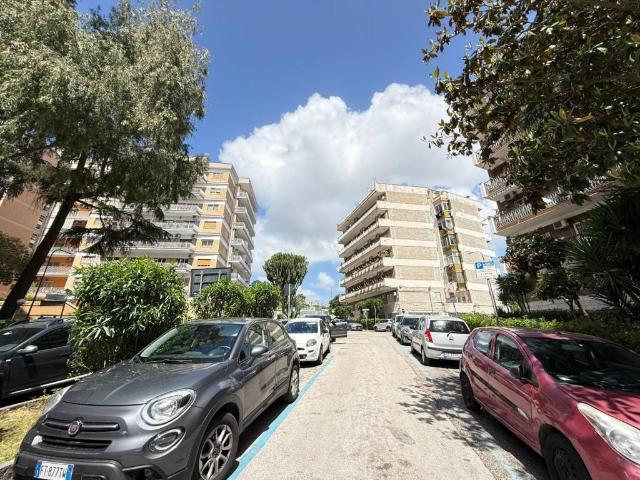 Appartamento in vendita a Napoli NA