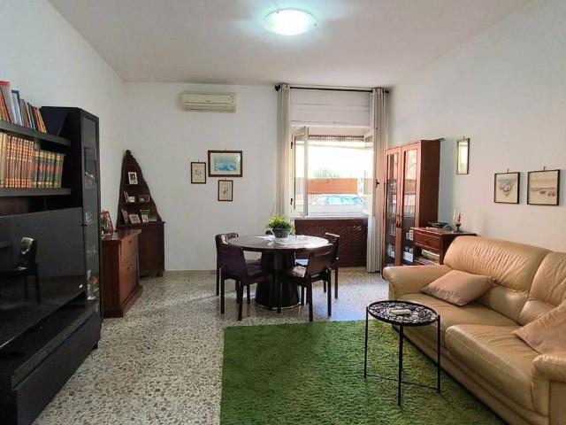 Appartamento in vendita a Napoli NA