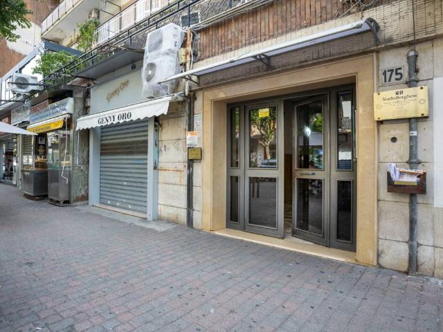 Appartamento in vendita a Napoli NA
