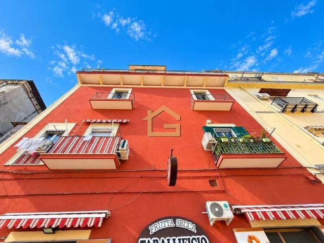 Appartamento in vendita a Napoli NA