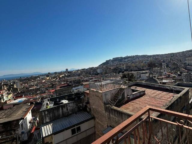 Appartamento in vendita a Napoli NA