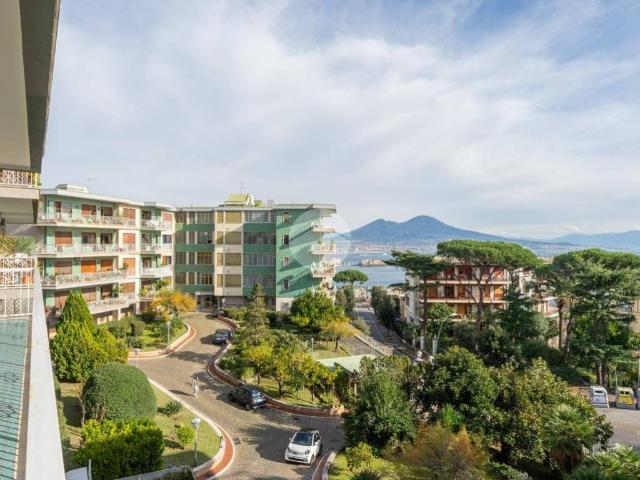 Appartamento in vendita a Napoli NA