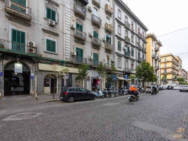 Appartamento in vendita a Napoli NA