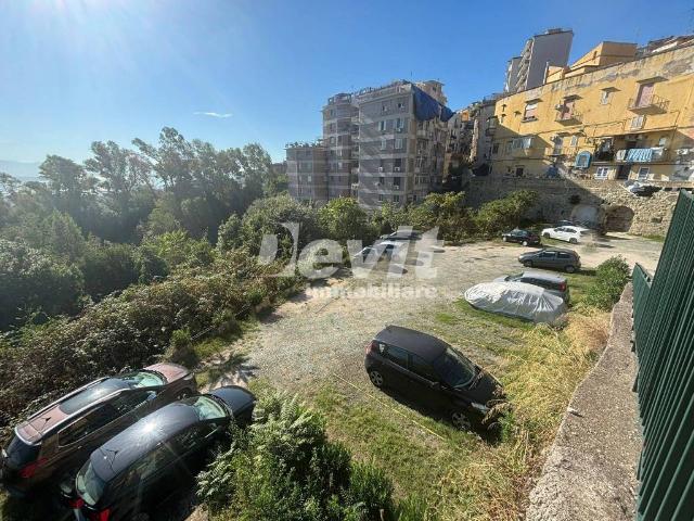 Appartamento in vendita a Napoli NA