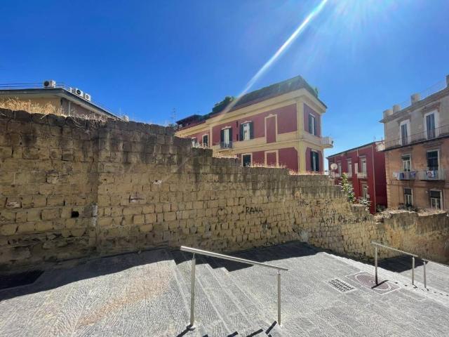 Appartamento in vendita a Napoli NA