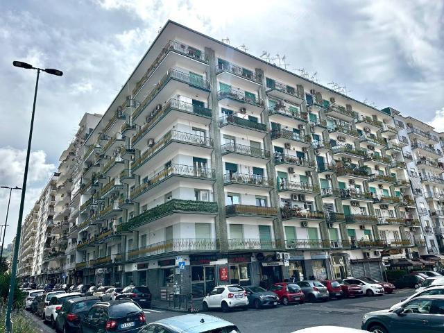 Appartamento in vendita a Napoli NA