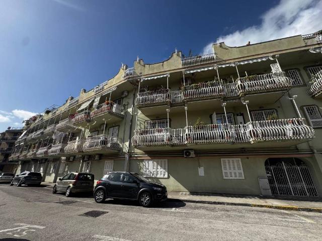 Appartamento in vendita a Napoli NA