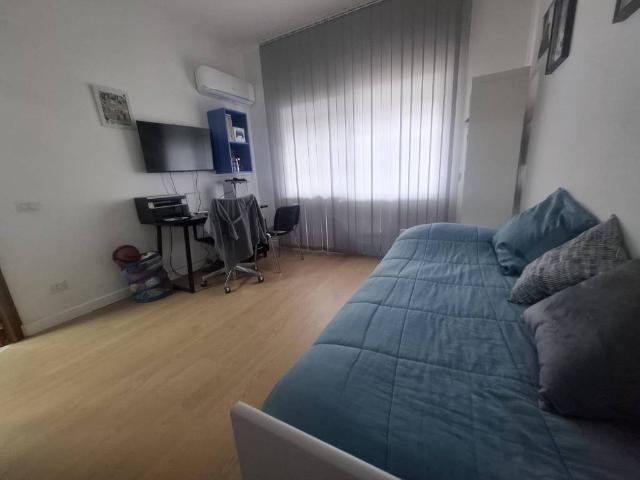 Appartamento in vendita a Napoli NA