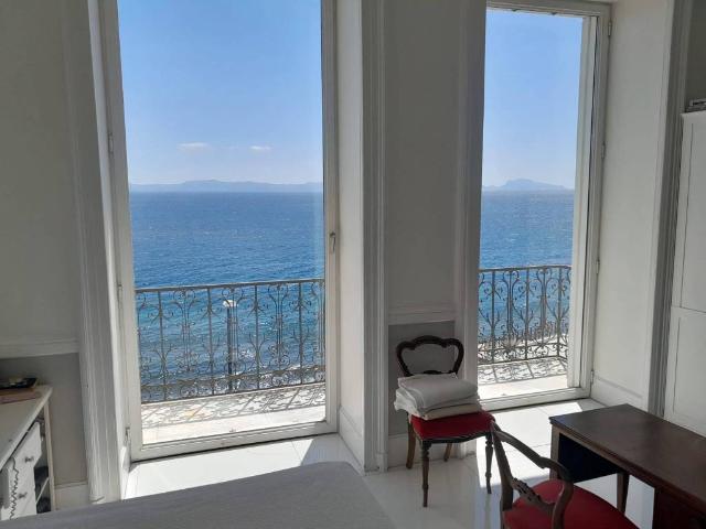 Appartamento in vendita a Napoli NA