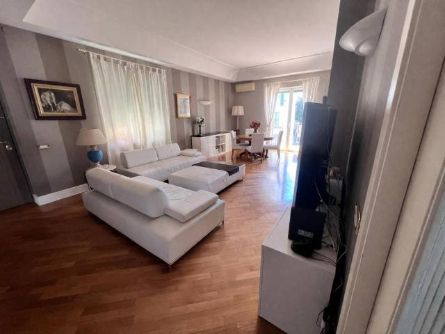 Appartamento in vendita a Napoli NA