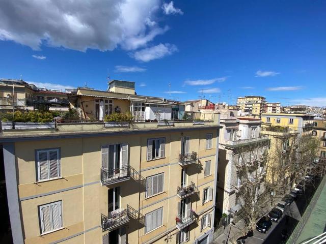 Appartamento in vendita a Napoli NA