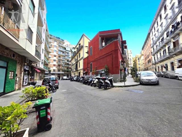Appartamento in vendita a Napoli NA