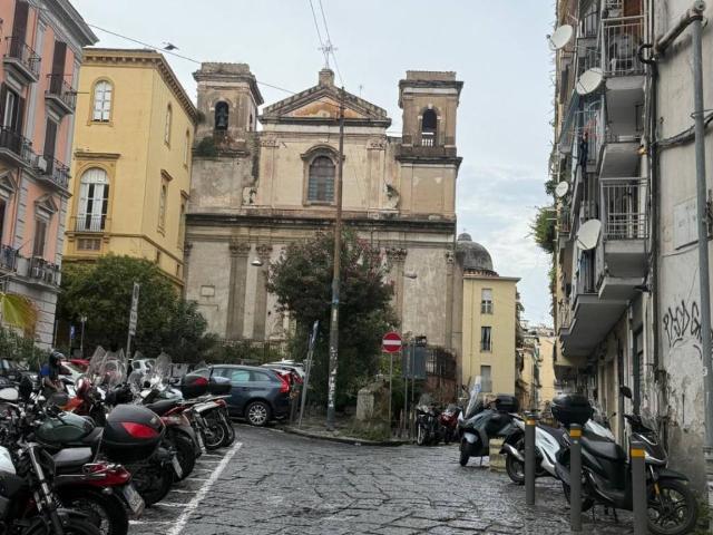 Appartamento in vendita a Napoli NA