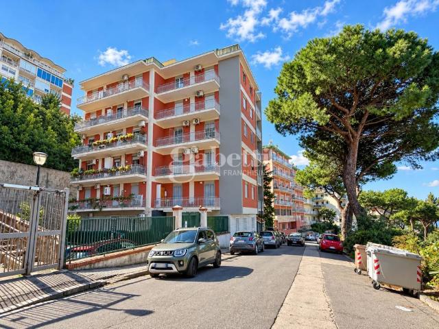 Appartamento in vendita a Napoli NA
