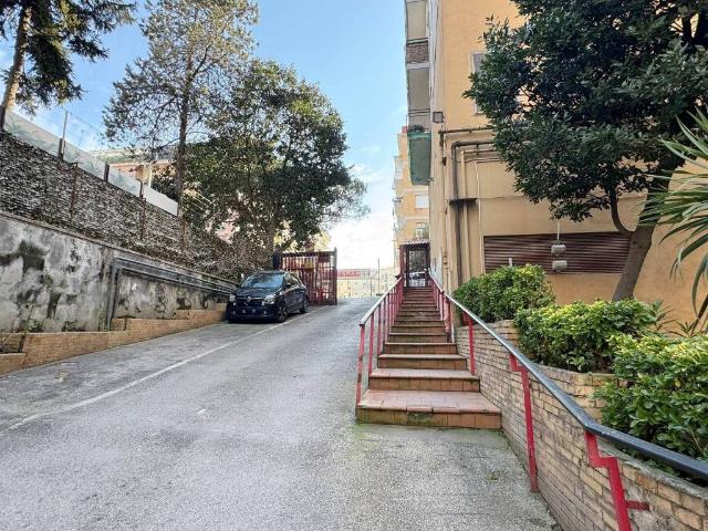 Appartamento in vendita a Napoli NA