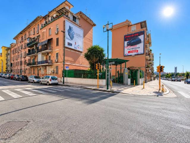 Appartamento in vendita a Napoli NA