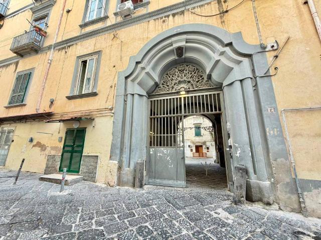 Appartamento in vendita a Napoli NA