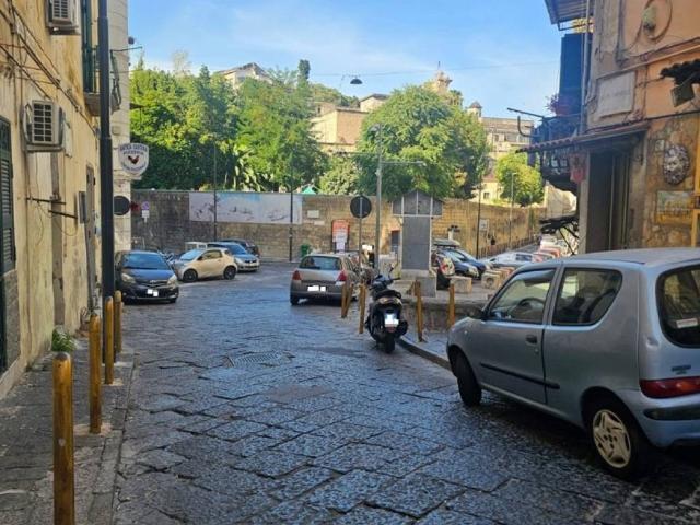 Appartamento in vendita a Napoli NA