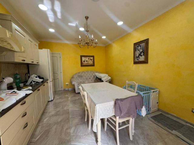 Appartamento in vendita a Napoli NA