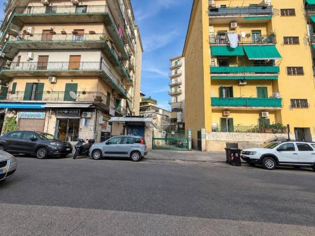 Appartamento in vendita a Napoli NA