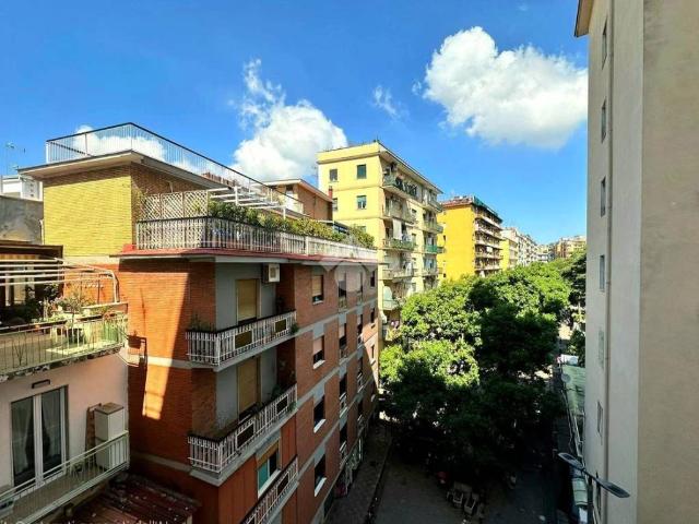 Appartamento in vendita a Napoli NA