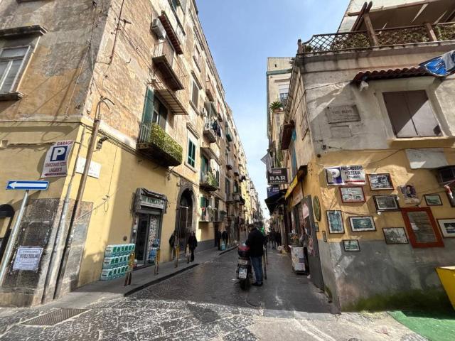 Appartamento in vendita a Napoli NA