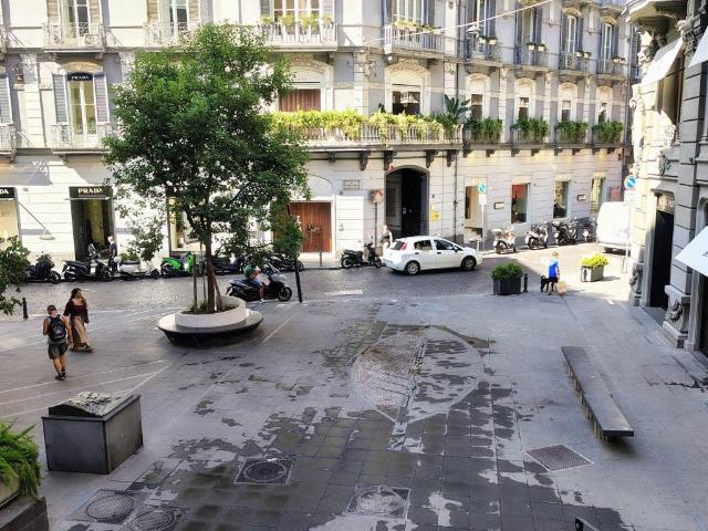 Appartamento in vendita a Napoli NA