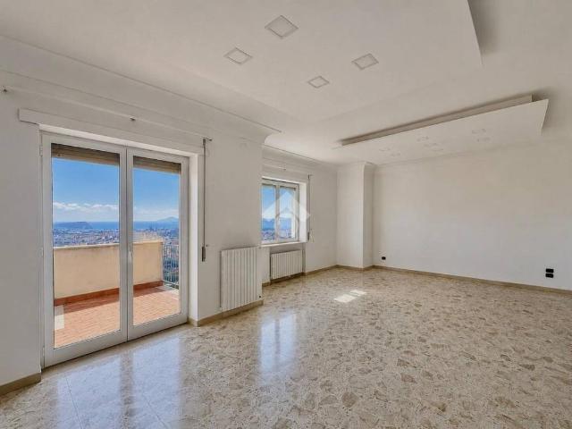 Appartamento in vendita a Napoli NA