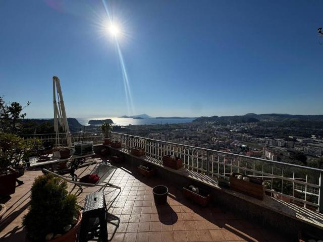 Appartamento in vendita a Napoli NA