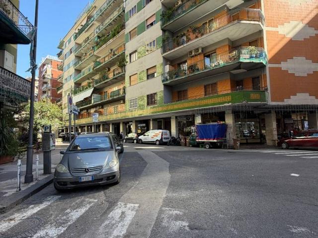 Appartamento in vendita a Napoli NA
