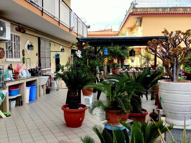Appartamento in vendita a Napoli NA