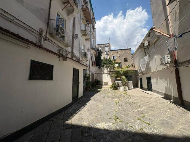 Appartamento in vendita a Napoli NA