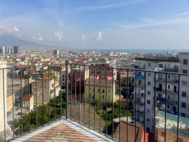 Appartamento in vendita a Napoli NA