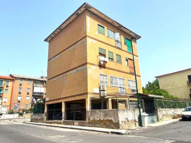 Appartamento in vendita a Napoli NA