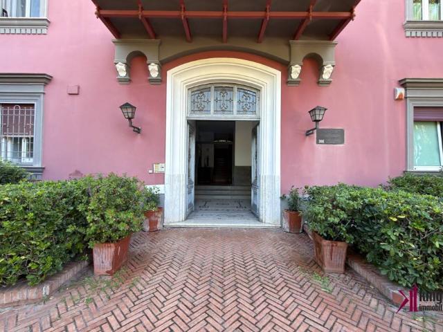 Appartamento in vendita a Napoli NA
