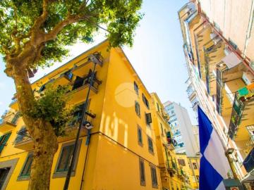 Appartamento in vendita a Napoli NA