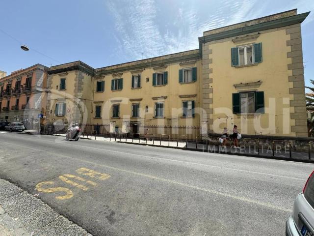 Appartamento in vendita a Napoli NA