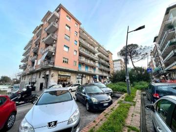 Appartamento in vendita a Napoli NA