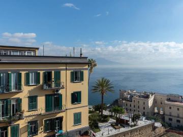 Appartamento in vendita a Napoli NA
