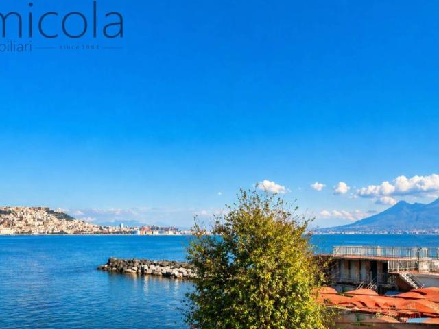 Appartamento in vendita a Napoli NA
