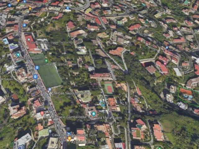 Appartamento in vendita a Napoli NA
