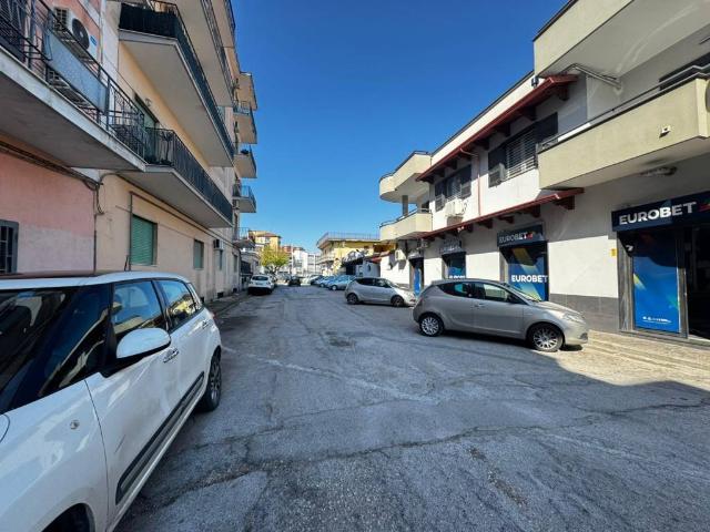 Appartamento in vendita a Napoli NA
