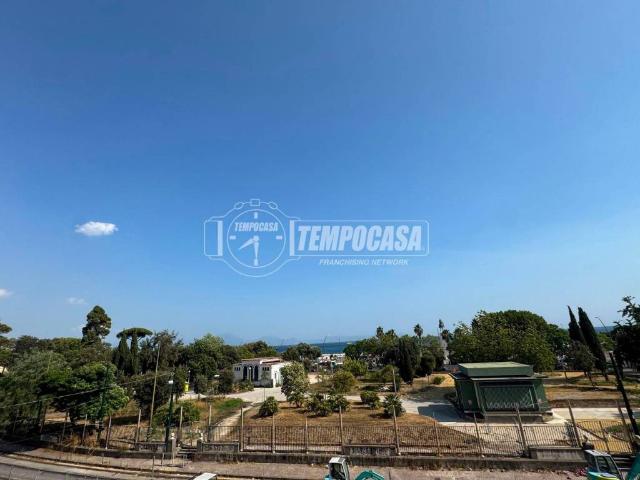 Appartamento in vendita a Napoli NA