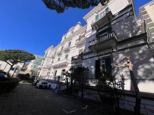 Appartamento in vendita a Napoli NA