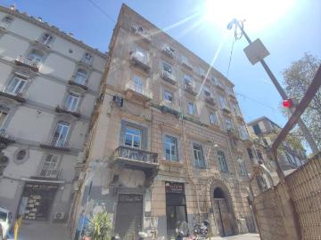 Appartamento in vendita a Napoli NA