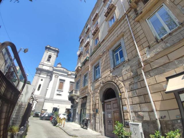 Appartamento in vendita a Napoli NA