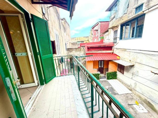 Appartamento in vendita a Napoli NA
