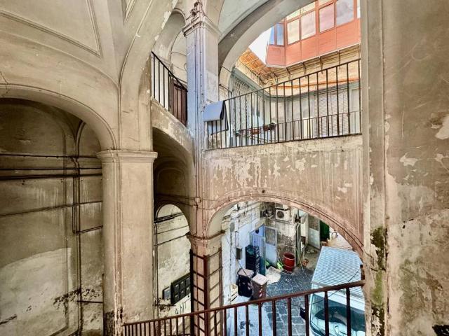 Appartamento in vendita a Napoli NA