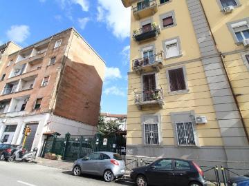 Appartamento in vendita a Napoli NA