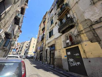 Appartamento in vendita a Napoli NA